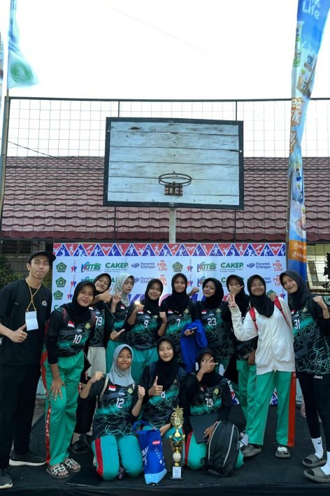 JUARA 2 VOLY PUTRI AKSIOMA 2024