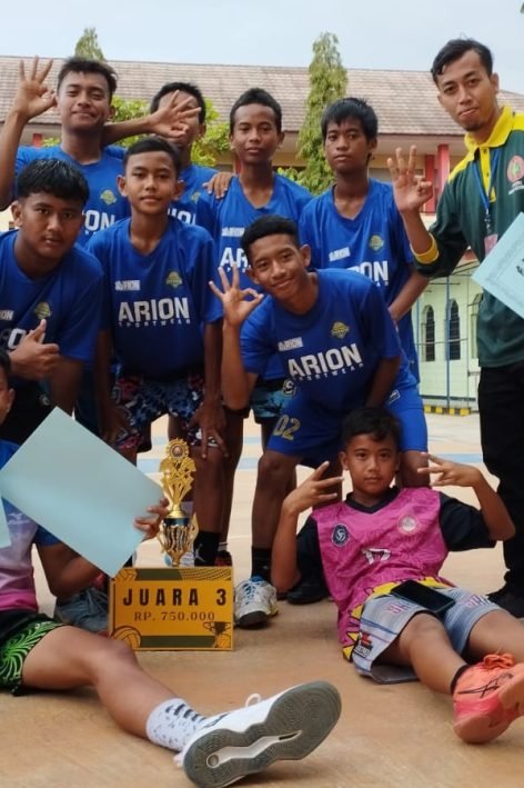 JUARA 3 VOLY PURWASUKA